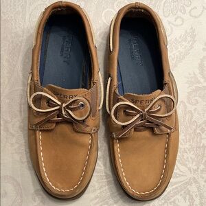 Sperry Brown Leather Men’s Boat Shoes with Navy Insole